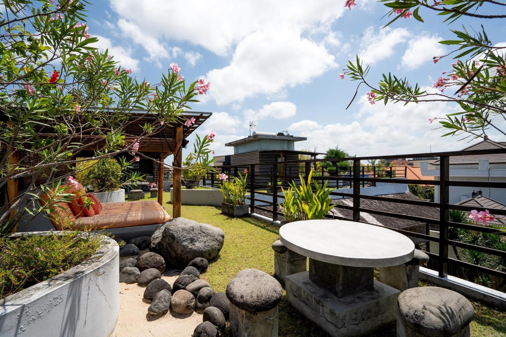 Villa Nara Seminyak Esterno foto
